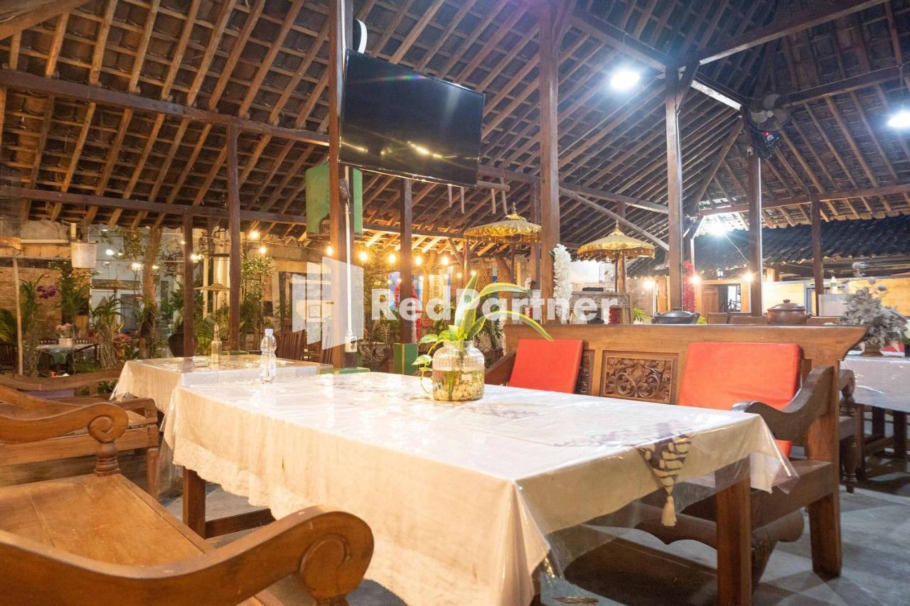 House Of Joy Sopalan Redpartner Hotel Kalasan Buitenkant foto